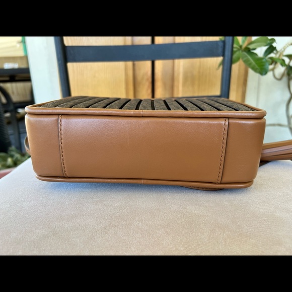 52. MICHAEL KORS Signature Jet Set Charm Medium Camera Crossbody Bag - Picture 7 of 10